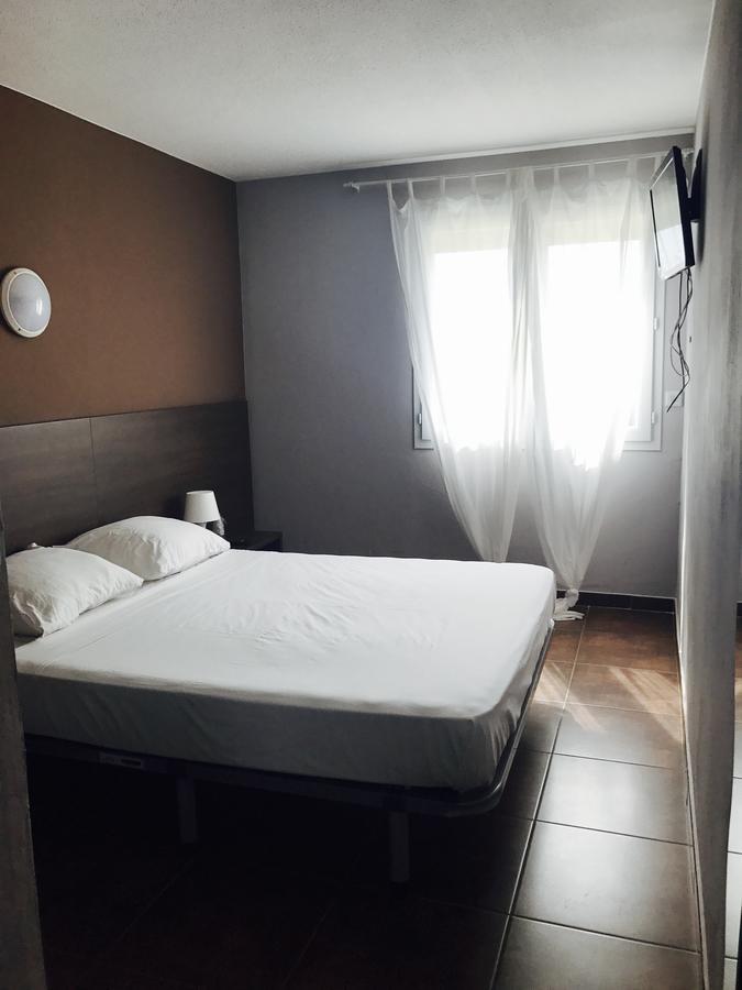 Hotel Le Provencal Narbonne-Plage Buitenkant foto